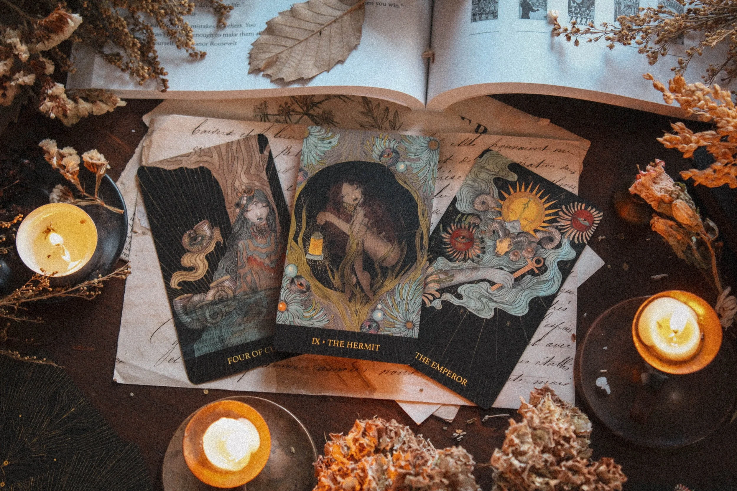 Is The Minds Eye Tarot Worth It? (User Reviews and Tips to Get Started)