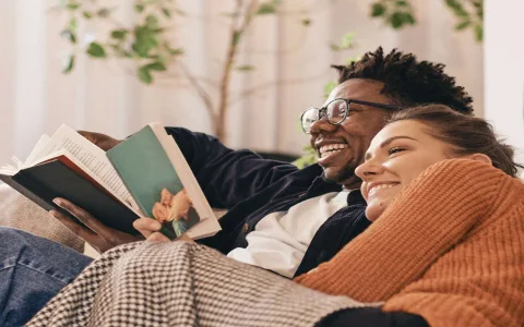 Capricorn sun virgo moon compatibility： How well do they match in love？