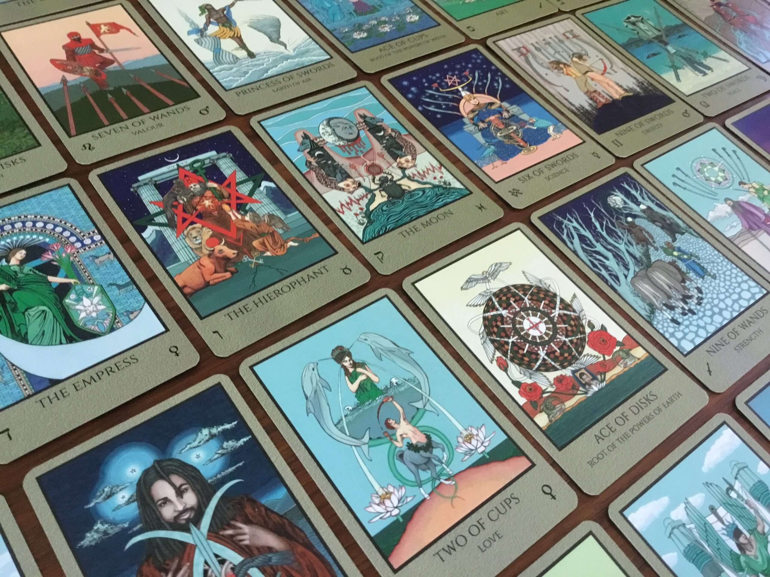 How to Use Telos Tarot of 777？ 5 Tips for Tarot Enthusiasts!