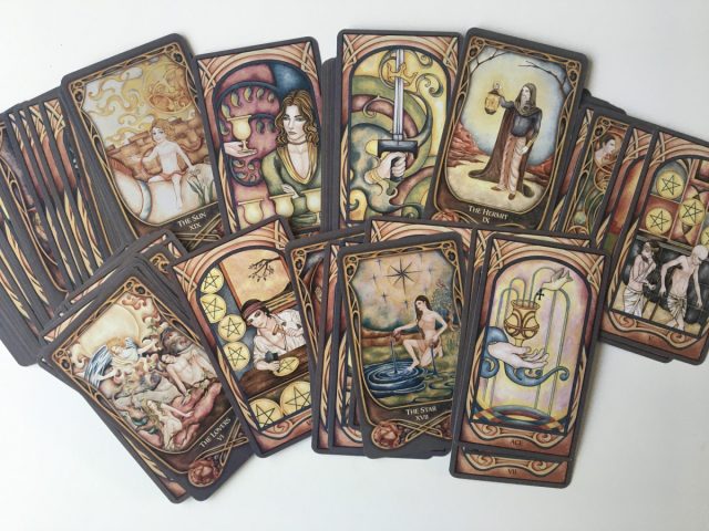 Can fenestra tarot cards predict the future？ The truth behind it!