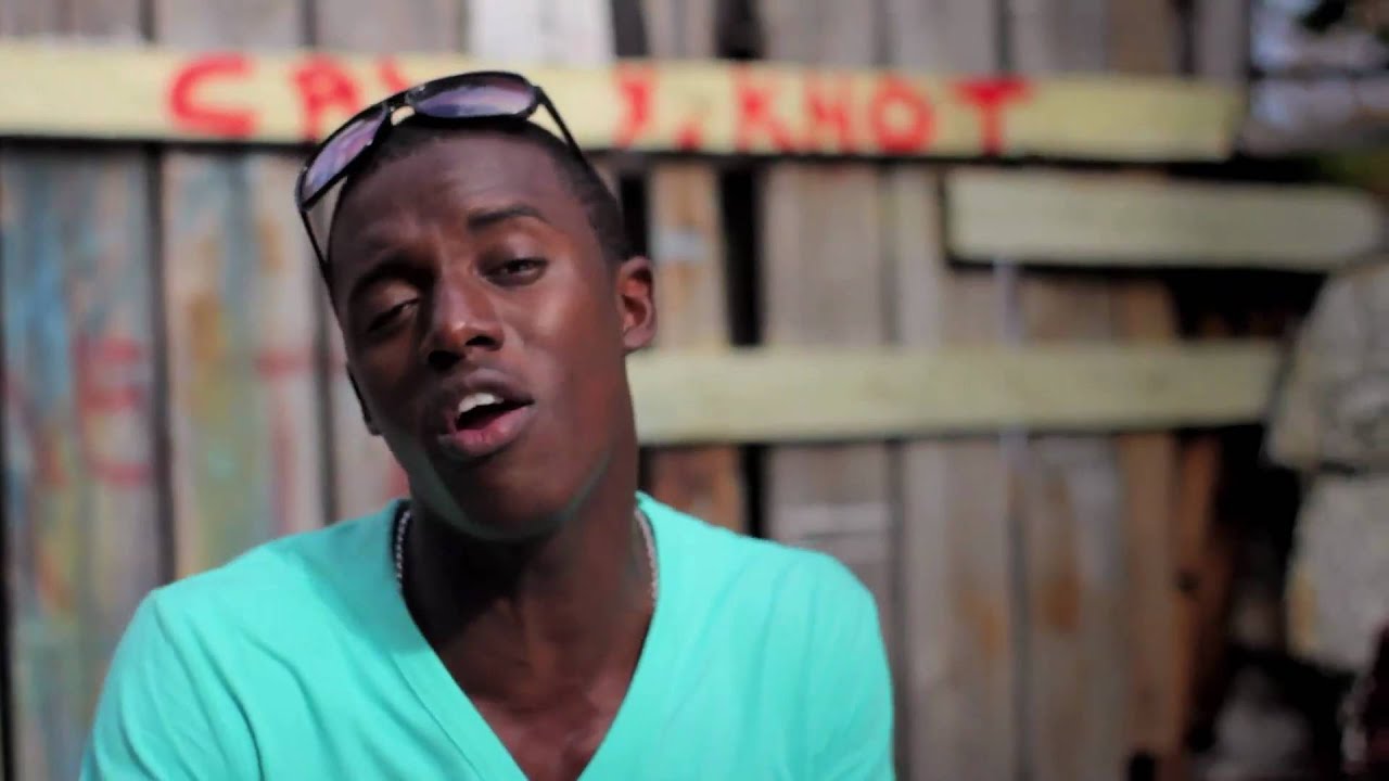 Is this the official Romain Virgo Rich in Love lyrics video？ Check the top results!