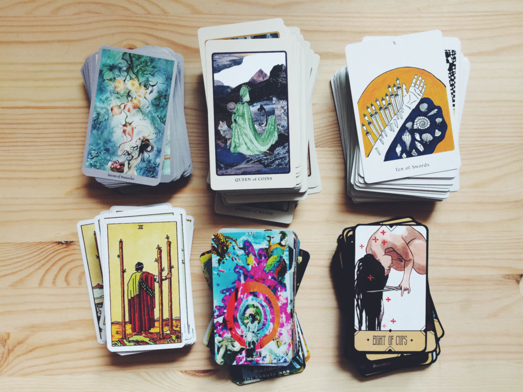 Where to buy page meaning tarot decks？ Top places recommended