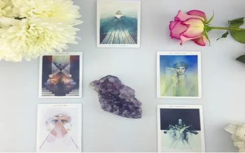 What is the aries full moon tarot spread and how to use it？