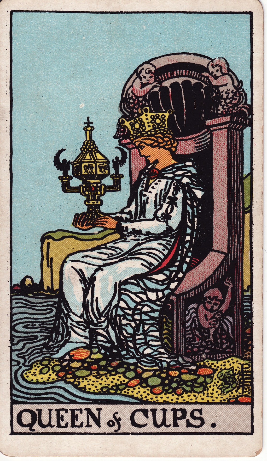 Reina de Copas Tarot？ (Get its meaning)