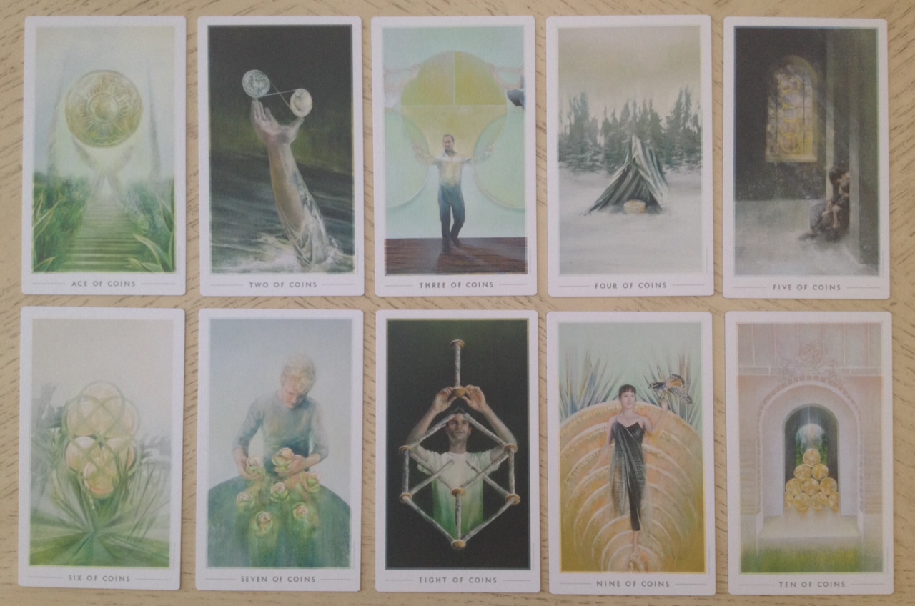 The Fountain Tarot vs RWS： Which Modern Deck Should You Choose First？