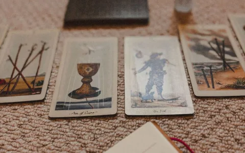 Print off tarot cards free？ Try these useful websites now